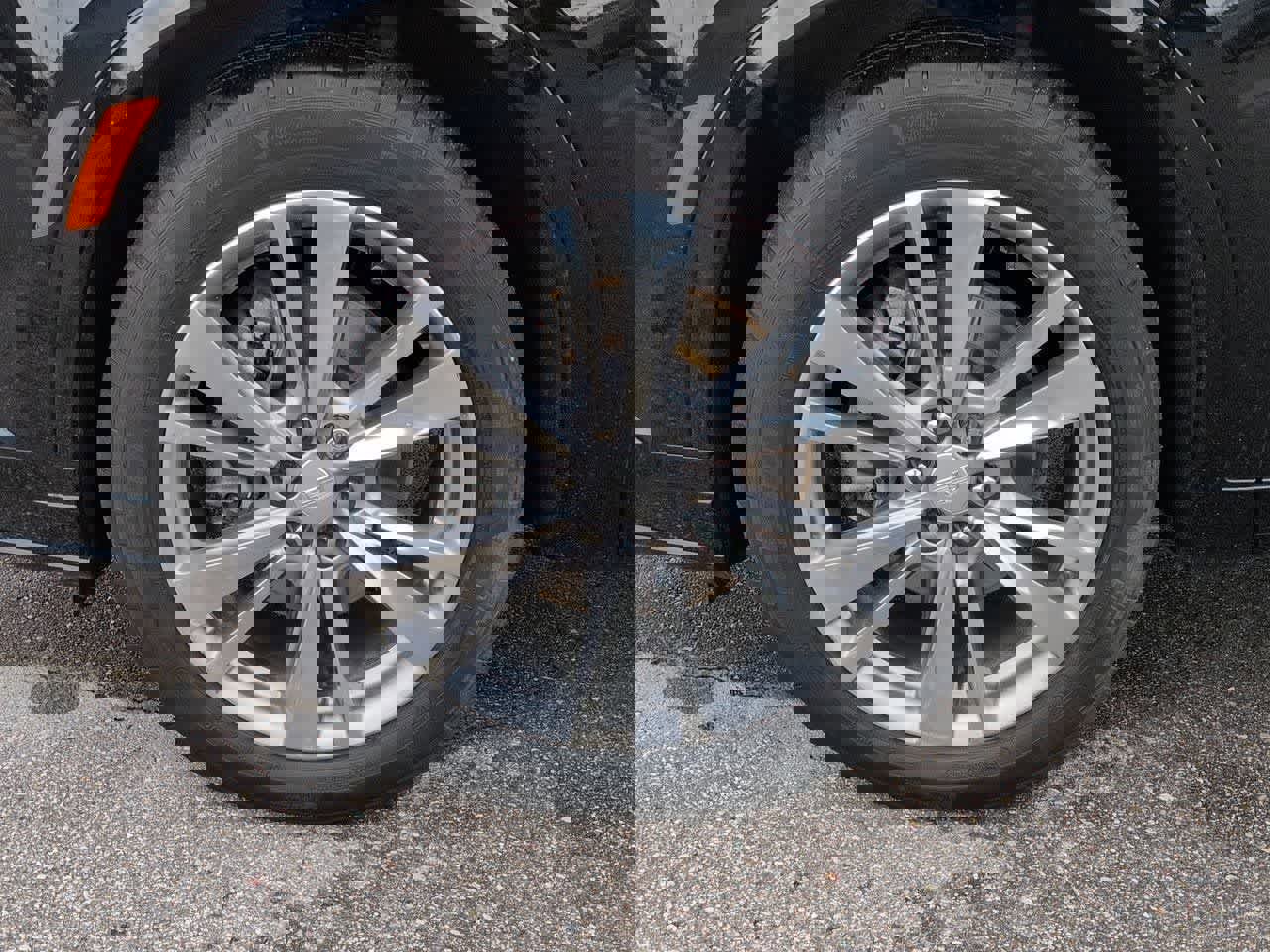 Used 2023 Cadillac XT6 Premium Luxury AWD/4WD image 13