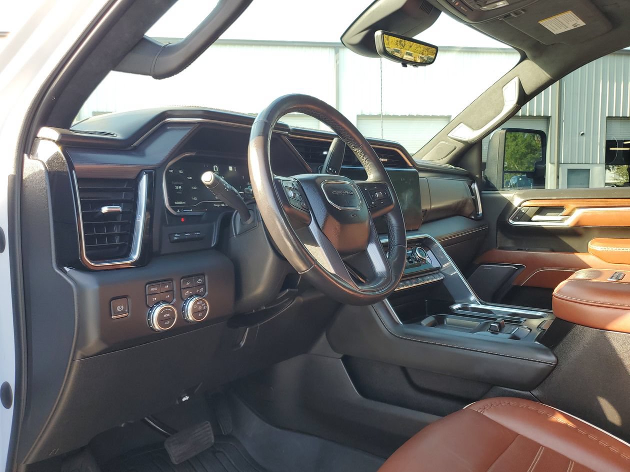 Used 2024 GMC Sierra 2500 Denali Ultimate AWD/4WD image 20