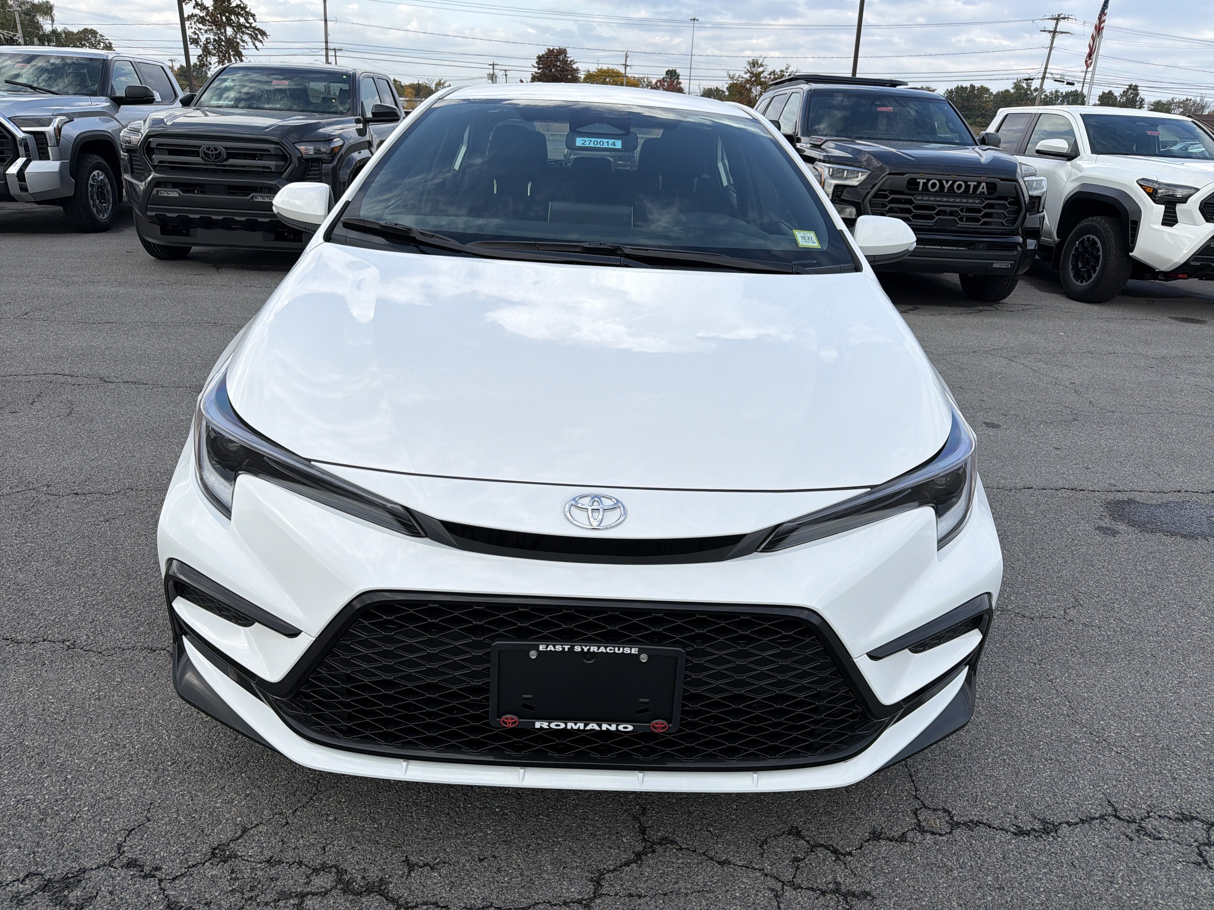 New 2027 Toyota Corolla SE FWD image 3
