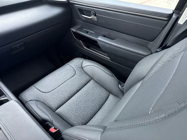 Used 2023 Toyota Tundra Limited AWD/4WD image 16