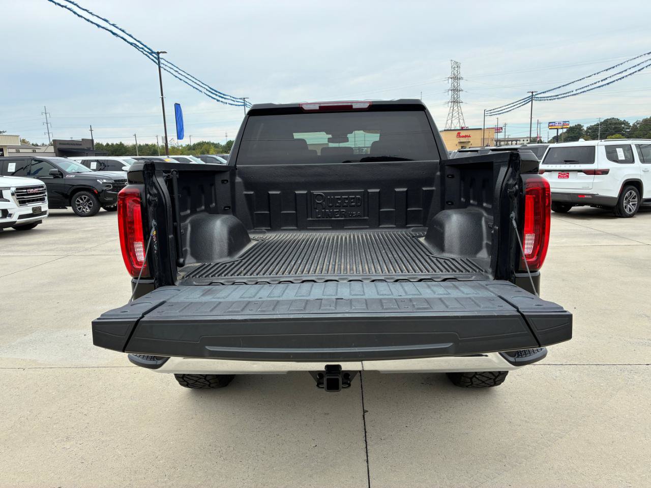 Used 2025 GMC Sierra 1500 SLT AWD/4WD image 30