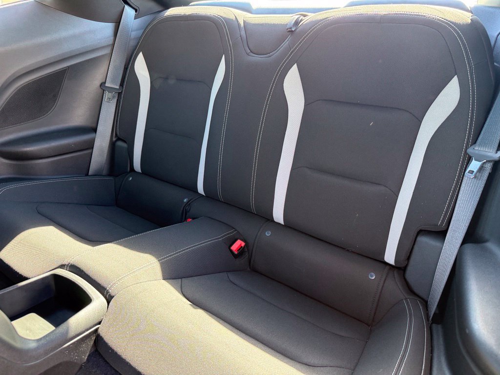Used 2023 Chevrolet Camaro LT RWD image 8