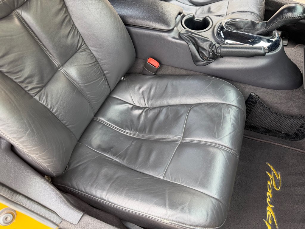 Used 2000 Plymouth Prowler RWD image 21