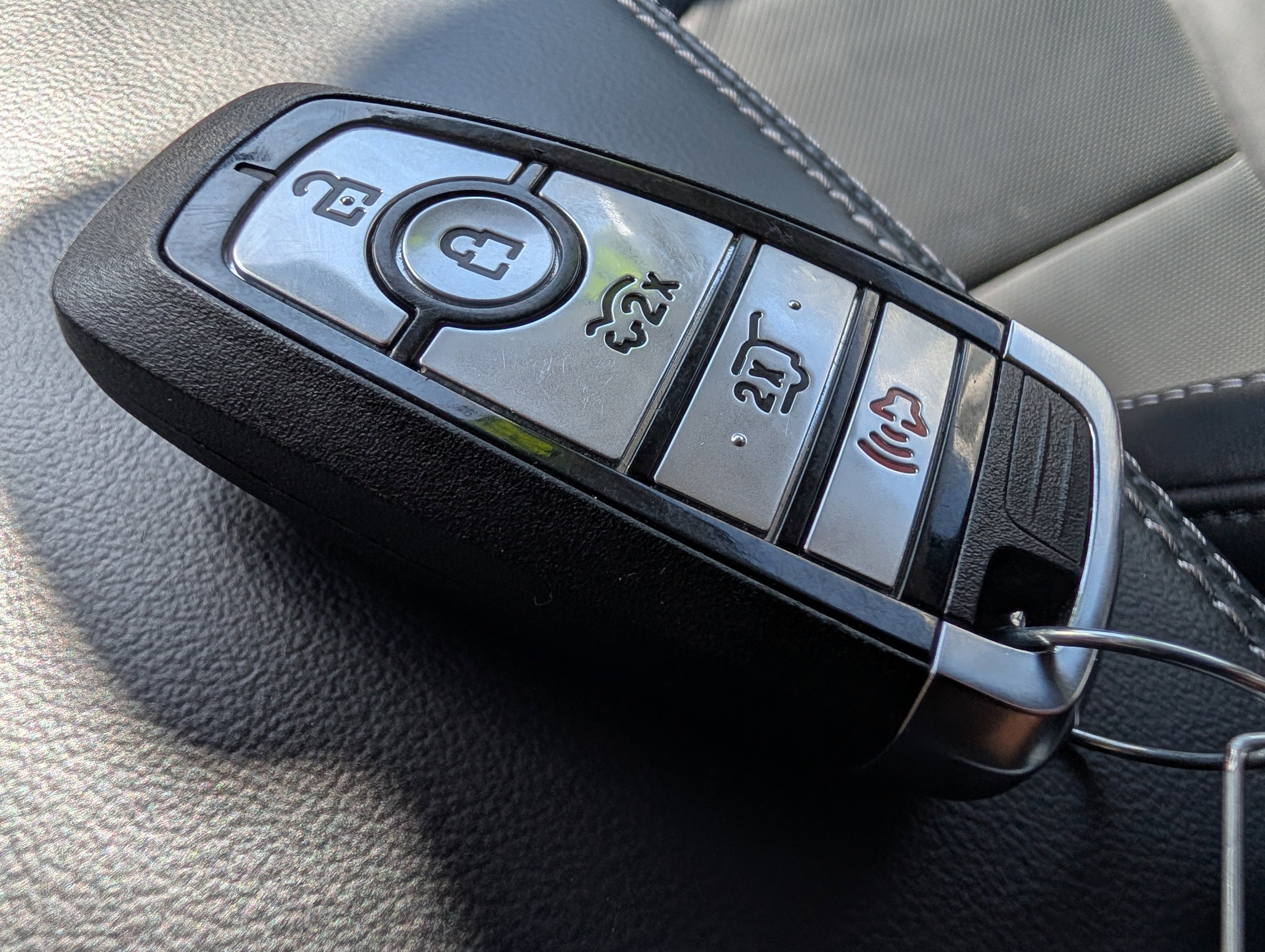 Used 2025 Ford Mustang Mach-E Premium image 33