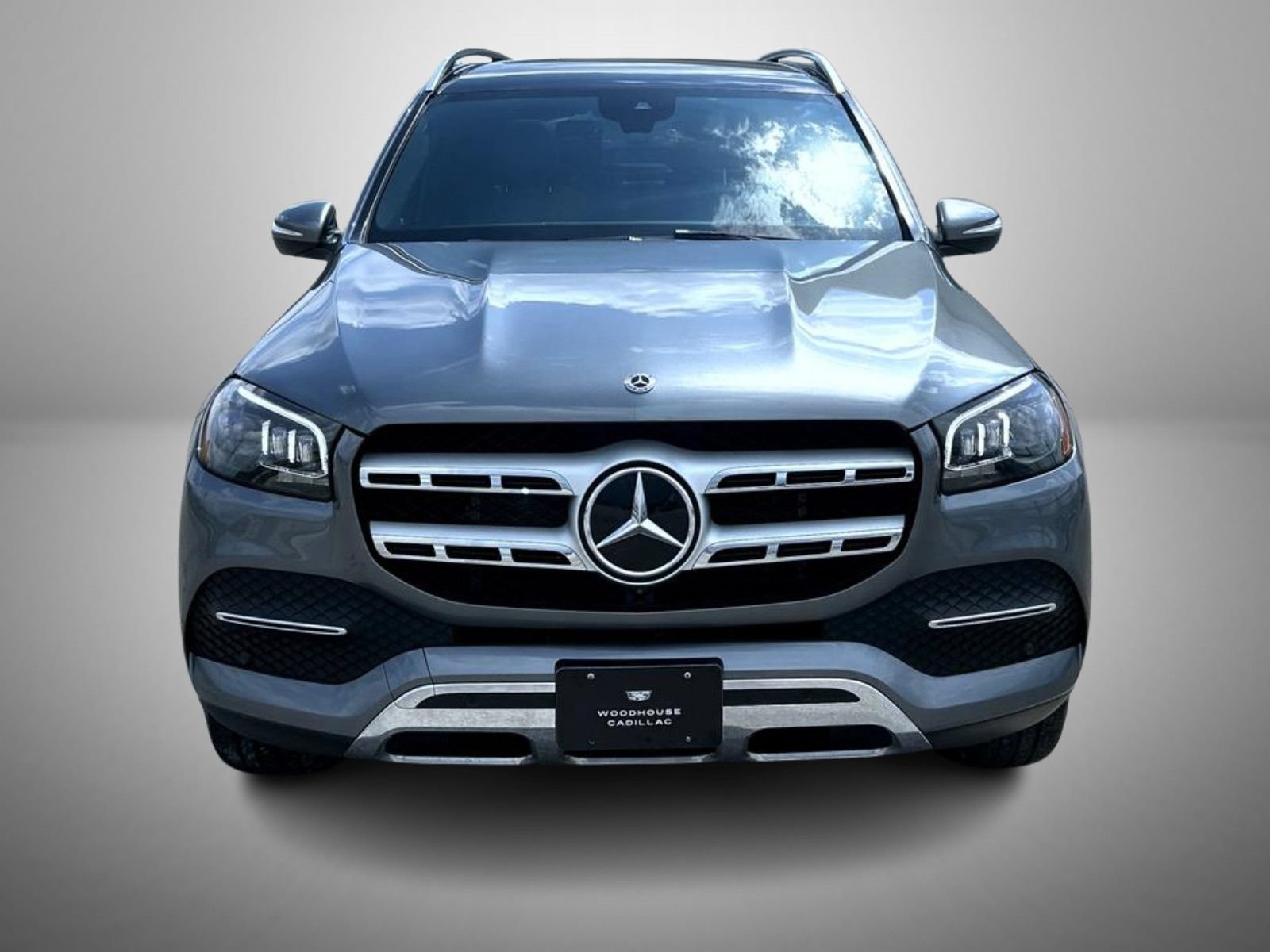 Used 2021 Mercedes-Benz GLS 450 4MATIC image 2