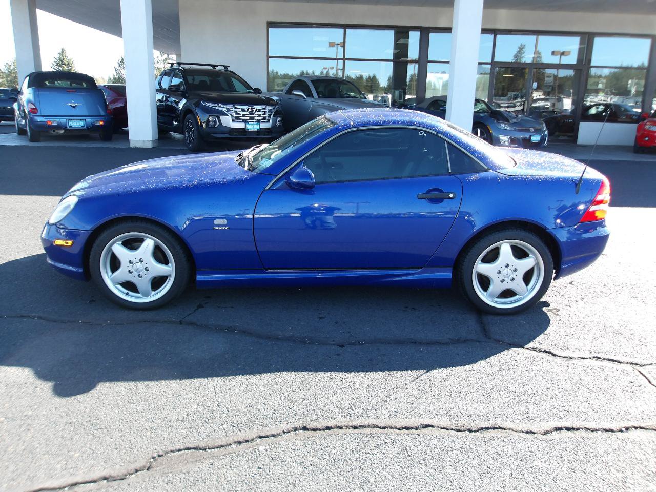 Used 1999 Mercedes-Benz SLK 230 image 2