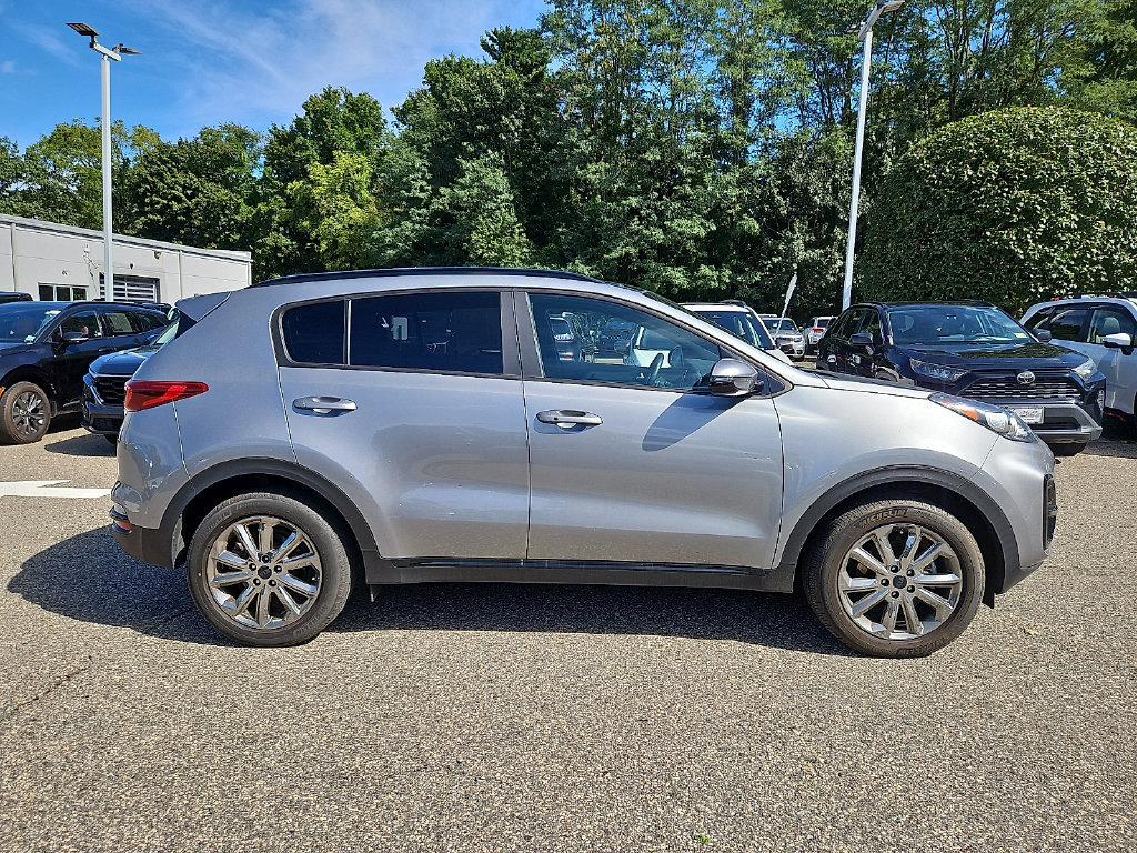 Used 2022 Kia Sportage Nightfall Edition w/ Nighfall AWD Premium Package image 9