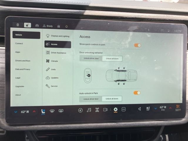 Used 2022 Rivian R1T Adventure image 18