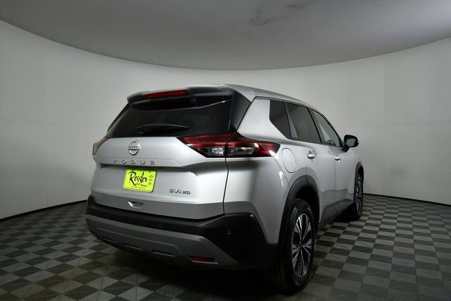 Used 2023 Nissan Rogue SV image 11