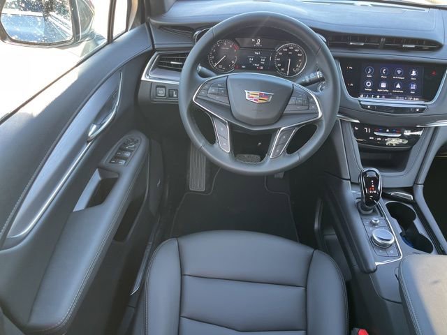 New 2026 Cadillac XT5 Luxury w/ LPO, Floor Liner Package AWD/4WD image 31