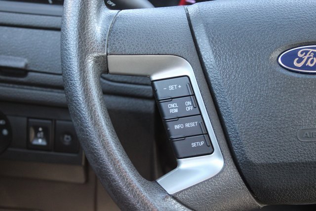 Used 2012 Ford Fusion SE image 25