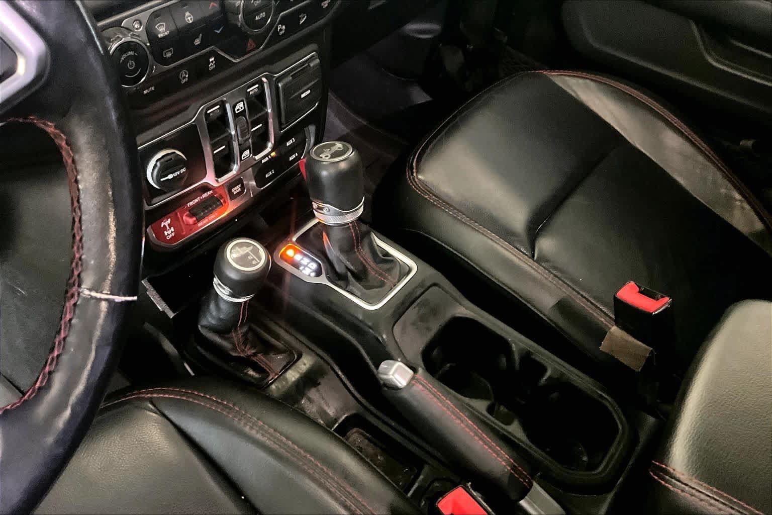 Used 2019 Jeep Wrangler Unlimited Rubicon AWD/4WD image 15