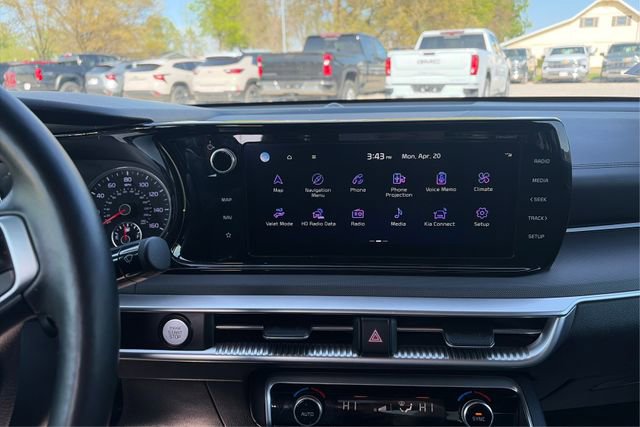 Used 2024 Kia K5 GT-Line AWD/4WD image 13