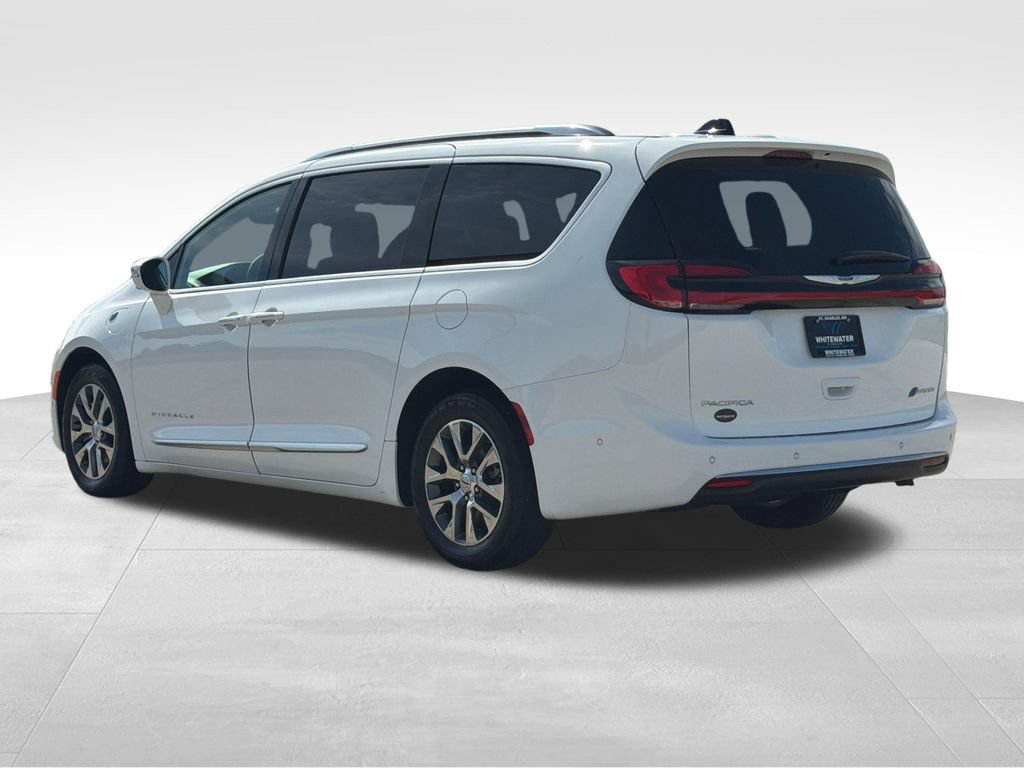 Used 2024 Chrysler Pacifica Pinnacle FWD image 27