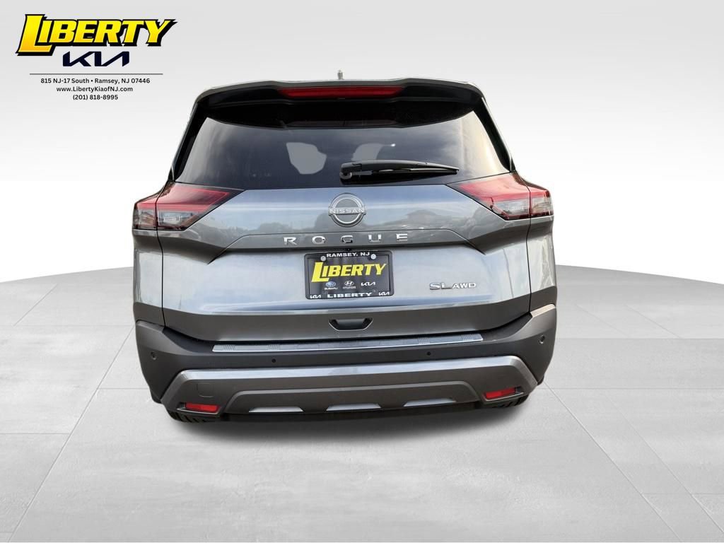Used 2023 Nissan Rogue SL w/ SL Premium Package AWD/4WD image 6