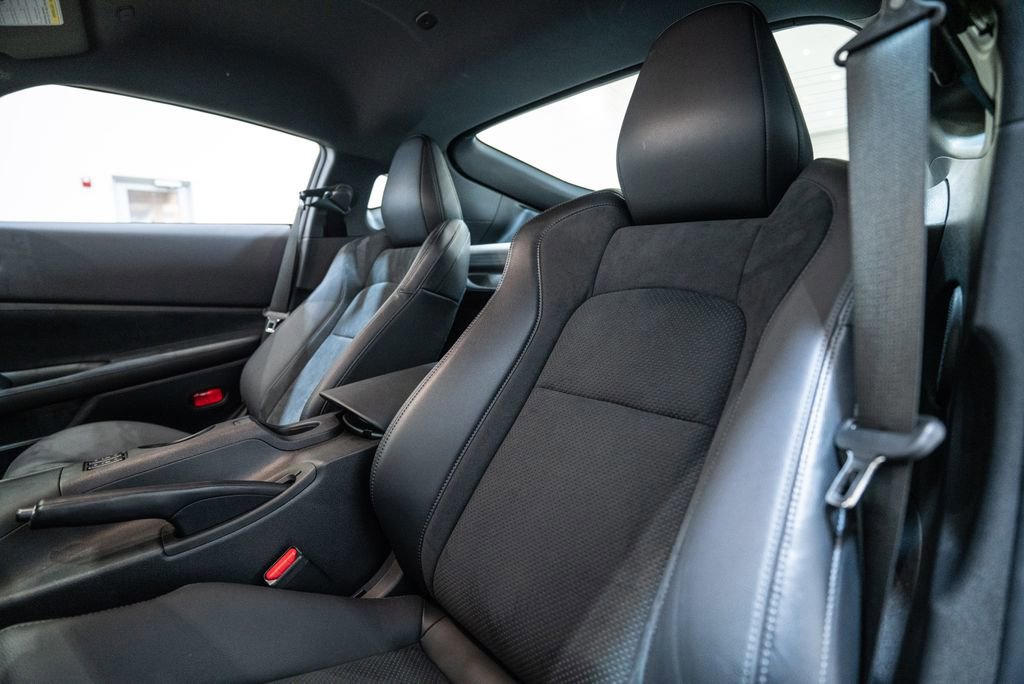 Used 2024 Nissan Z Performance w/ Floor Mat Package RWD image 19