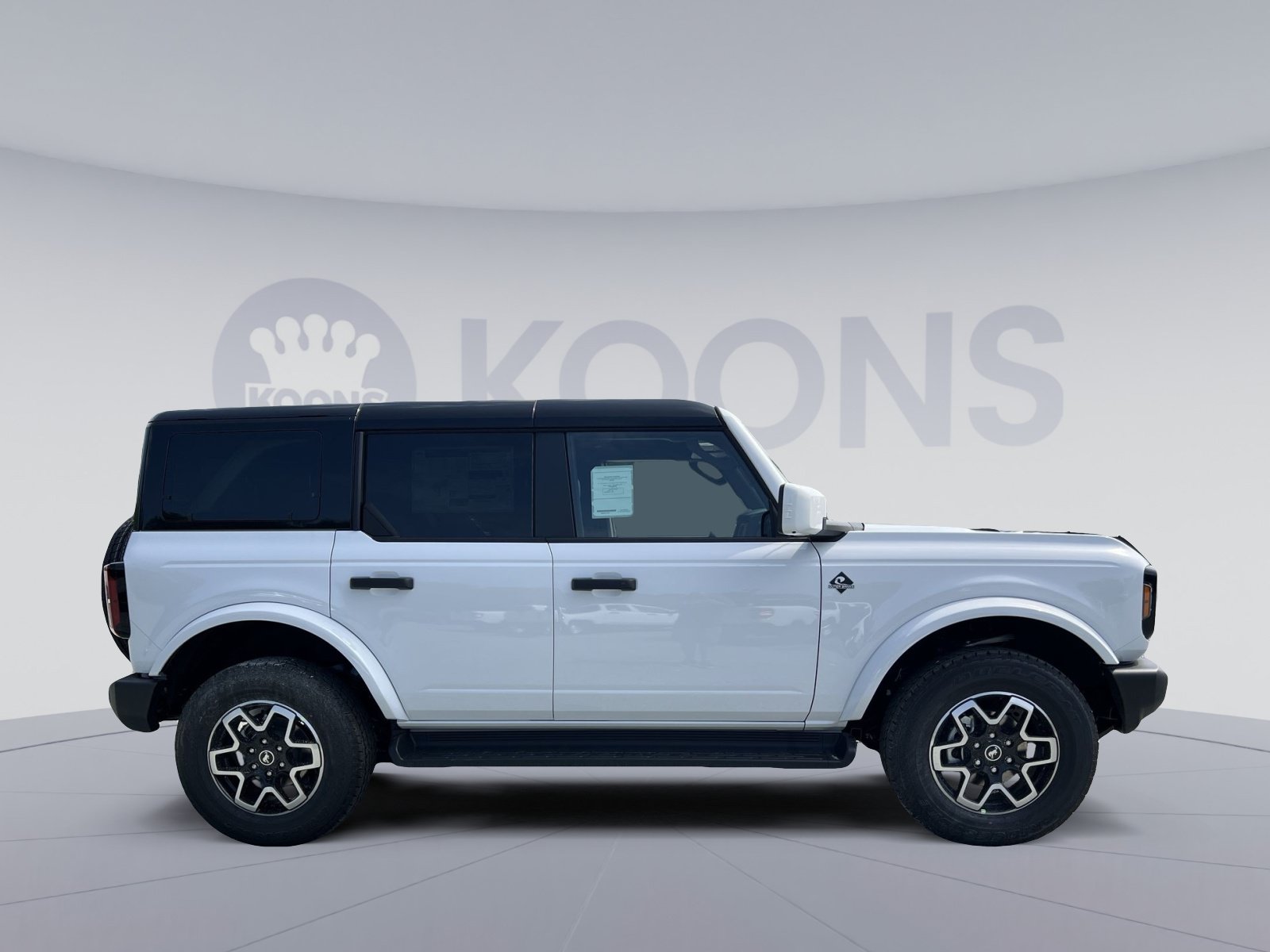 New 2026 Ford Bronco Outer Banks AWD/4WD image 8
