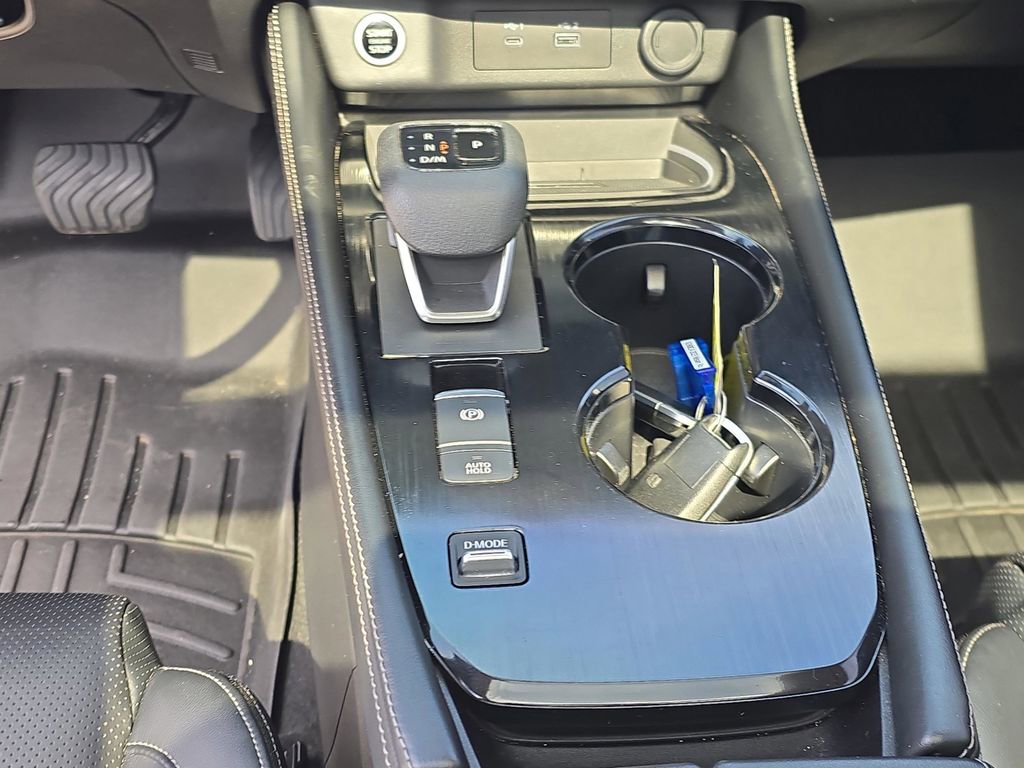 Used 2023 Nissan Rogue Platinum w/ Platinum Premium Package image 20