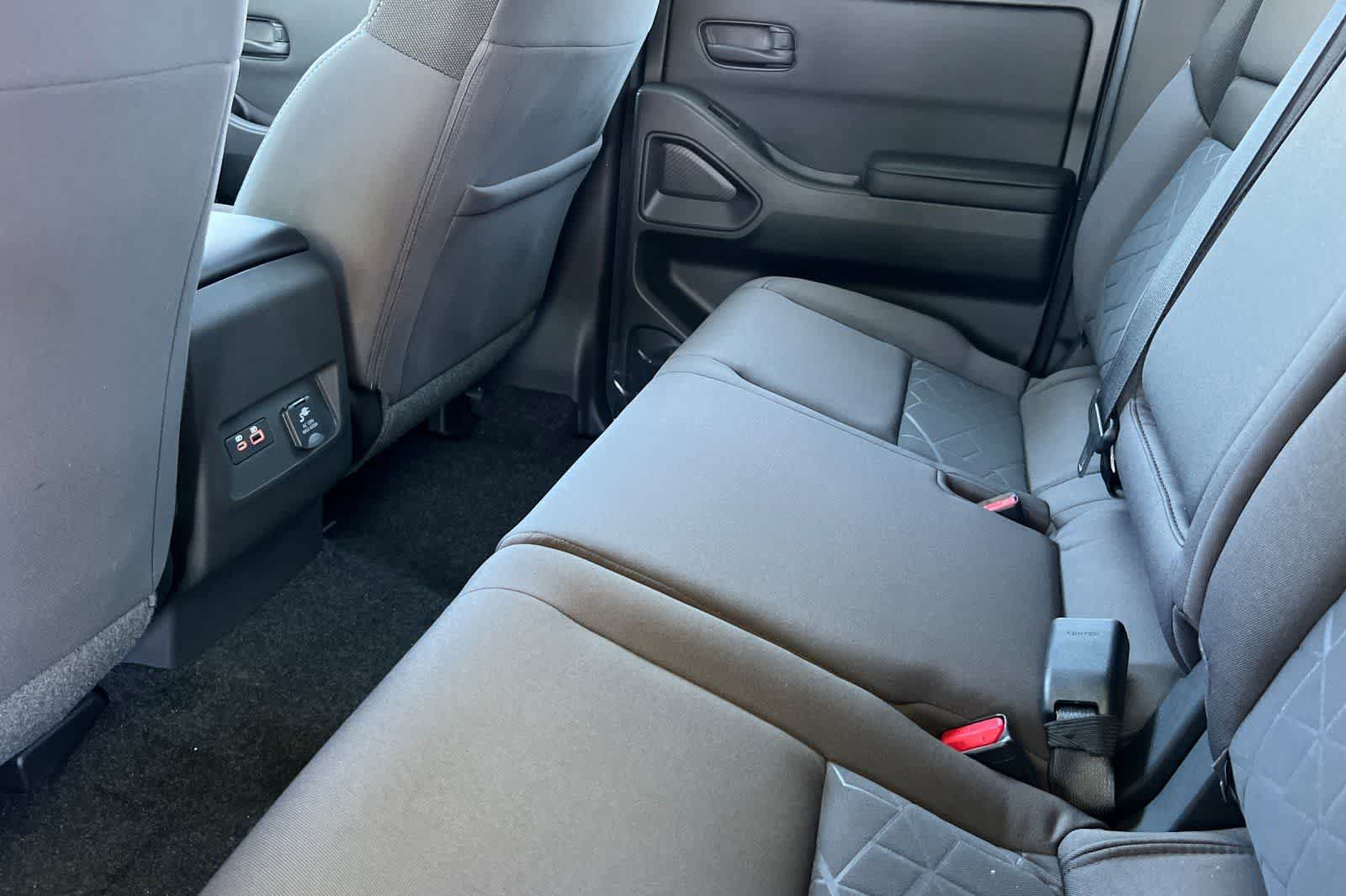 New 2026 Nissan Frontier SV w/ SV Convenience Package AWD/4WD image 5