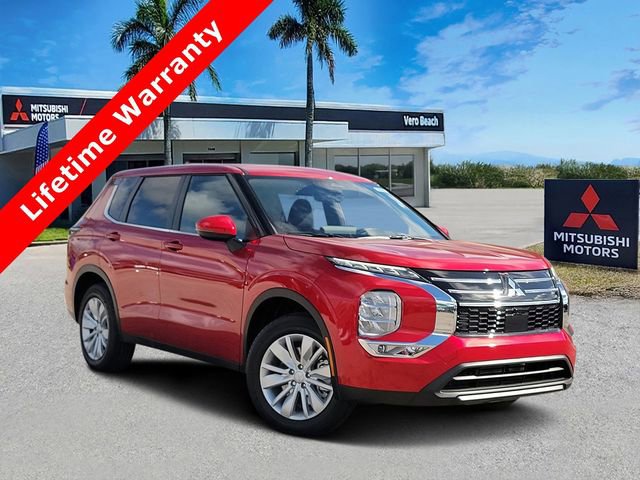New 2026 Mitsubishi Outlander ES