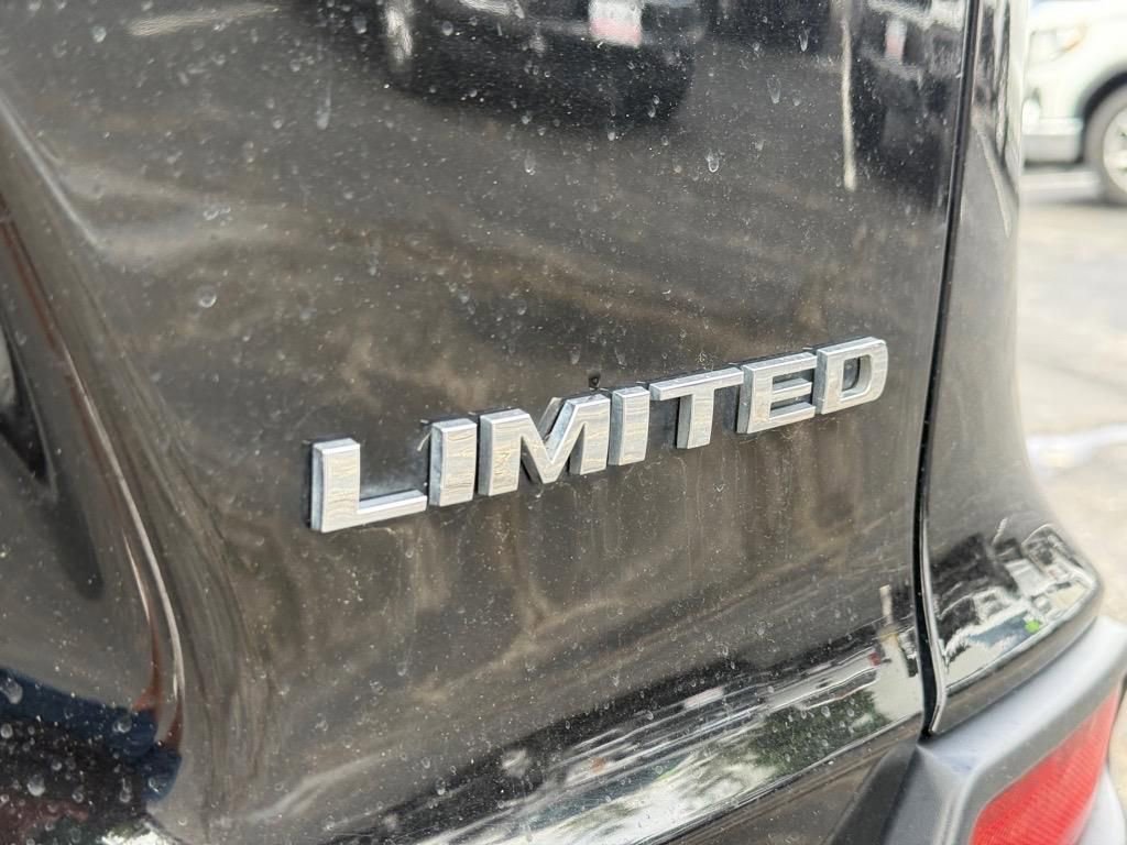 Used 2020 Jeep Cherokee Limited image 29