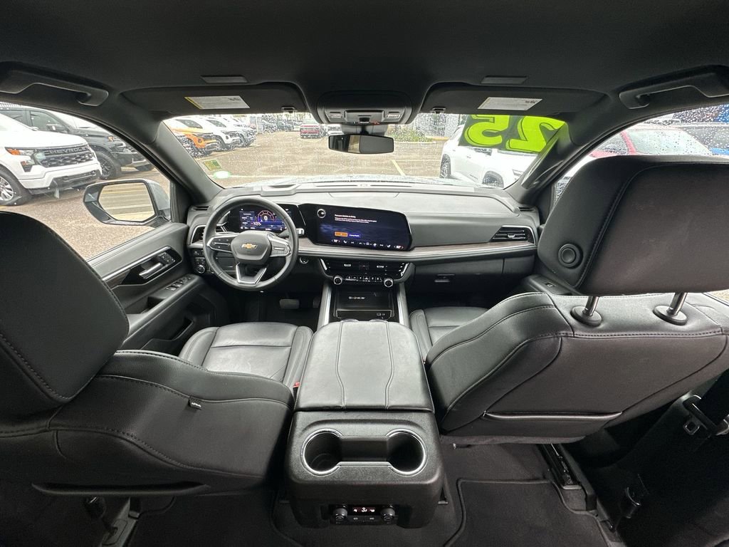 Used 2025 Chevrolet Tahoe LT AWD/4WD image 18