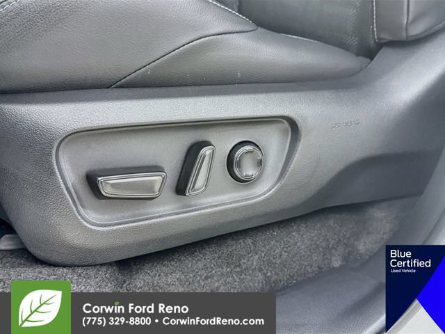Used 2025 Toyota 4Runner TRD Off-Road Premium AWD/4WD image 24