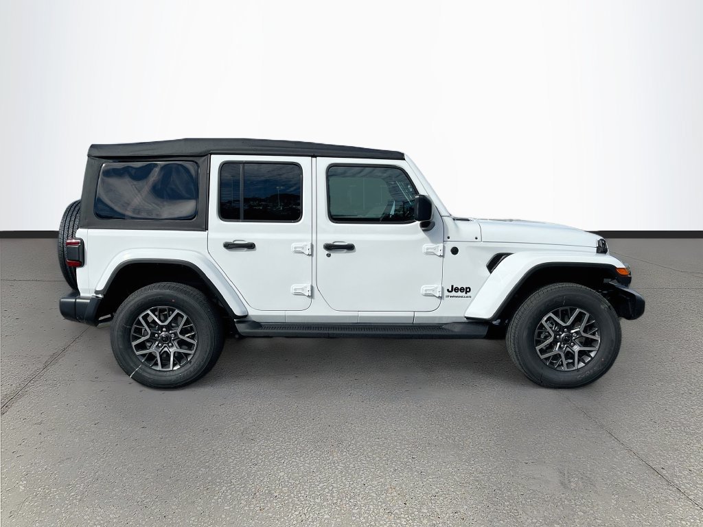 New 2026 Jeep Wrangler Unlimited Sahara AWD/4WD image 8