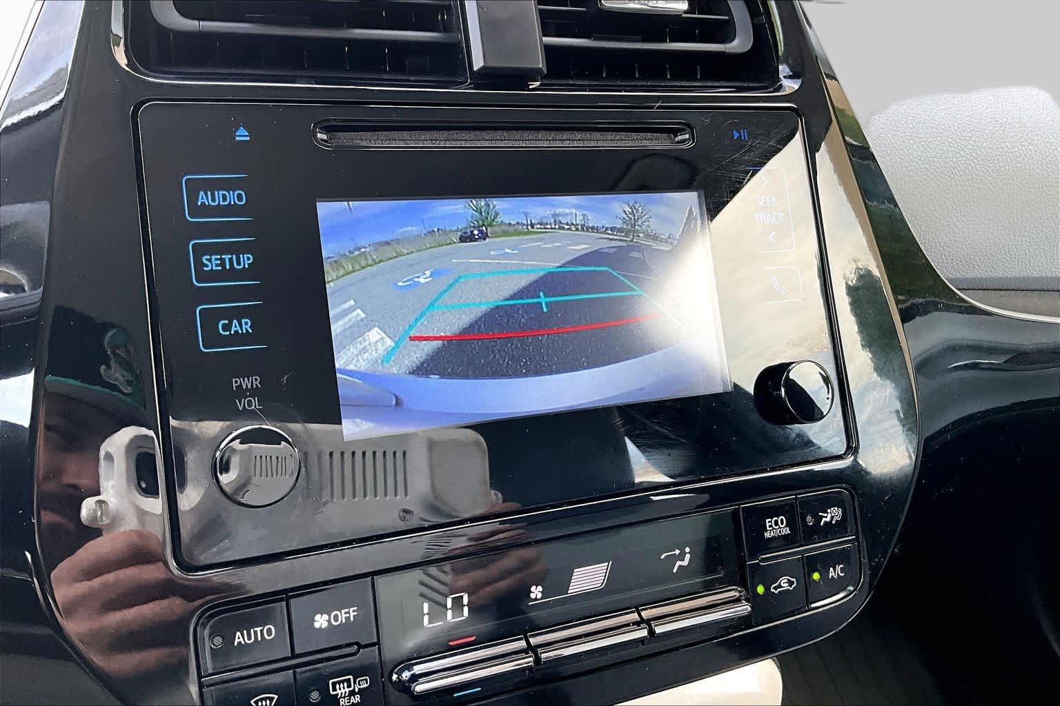 Used 2018 Toyota Prius Two w/ Prius Two Safety Plus Package FWD image 29