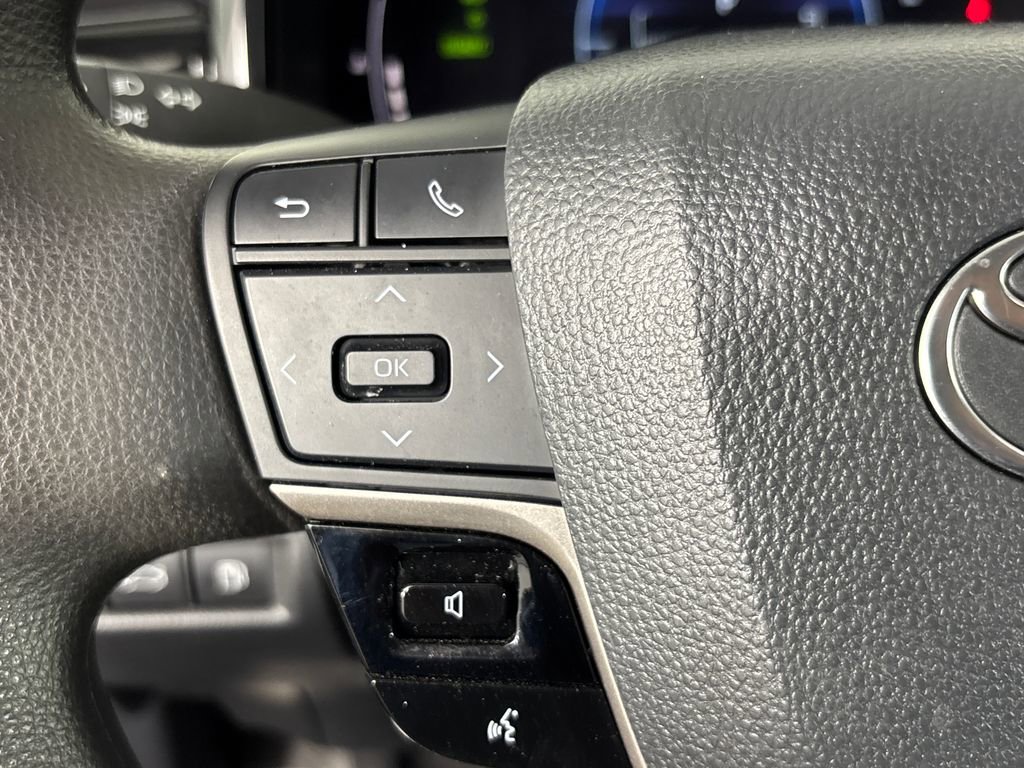 Certified 2025 Toyota Camry LE image 13