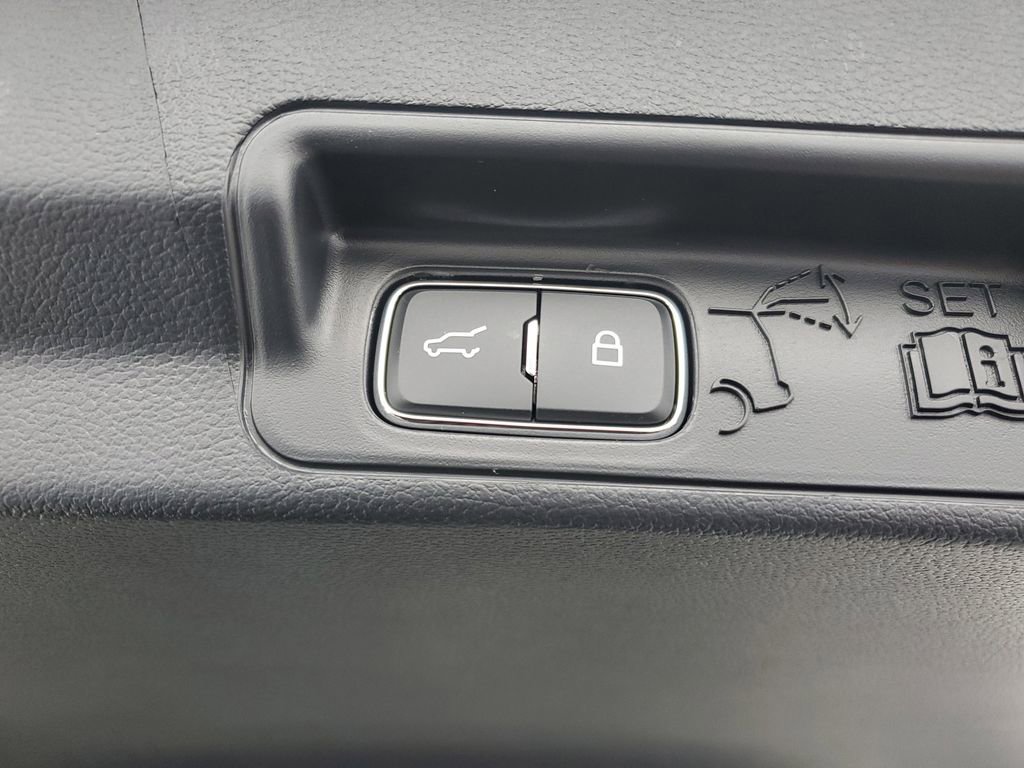 New 2026 Ford Explorer Active w/ Active Comfort Package image 33