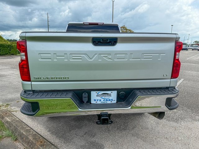 Used 2023 Chevrolet Silverado 3500 LT image 4