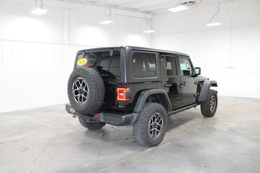 Used 2024 Jeep Wrangler Unlimited Rubicon image 9