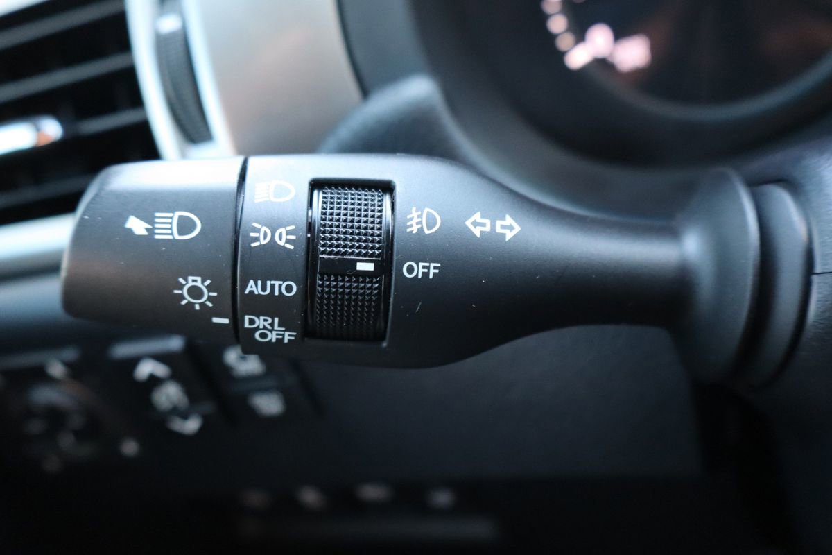 Used 2022 Lexus GX 460 Luxury w/ Off Road Package image 32