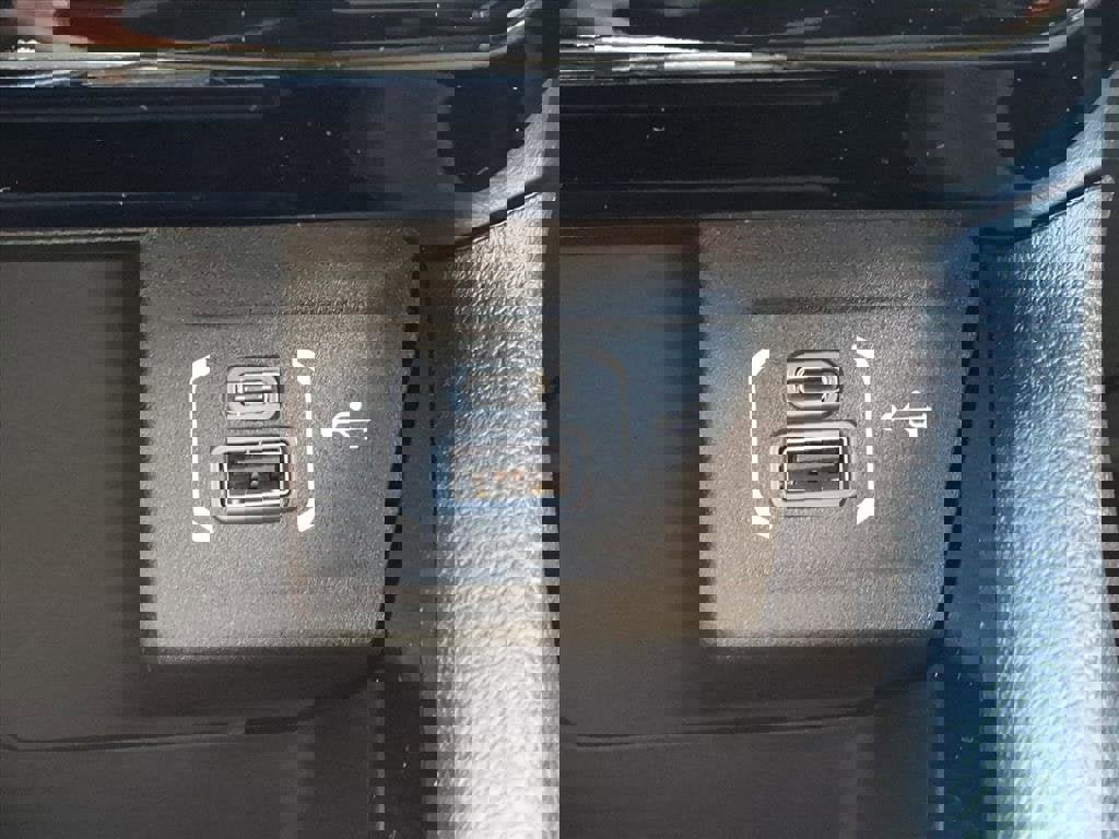 New 2026 Jeep Compass Limited image 11