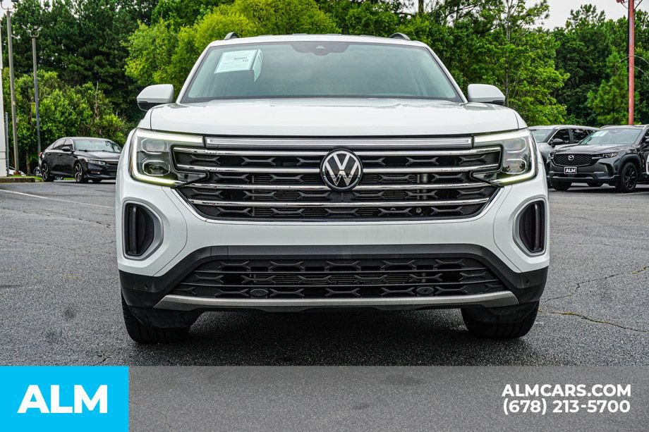 Used 2025 Volkswagen Atlas SE FWD image 9