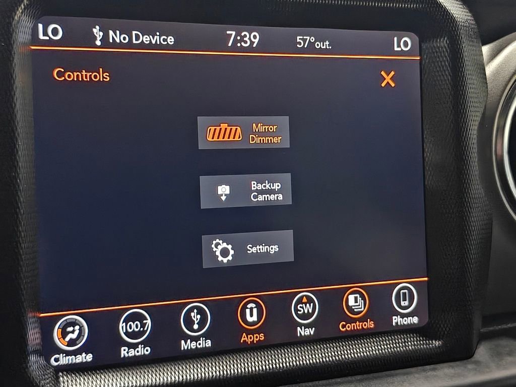 Used 2019 Jeep Wrangler Unlimited Sahara AWD/4WD image 40