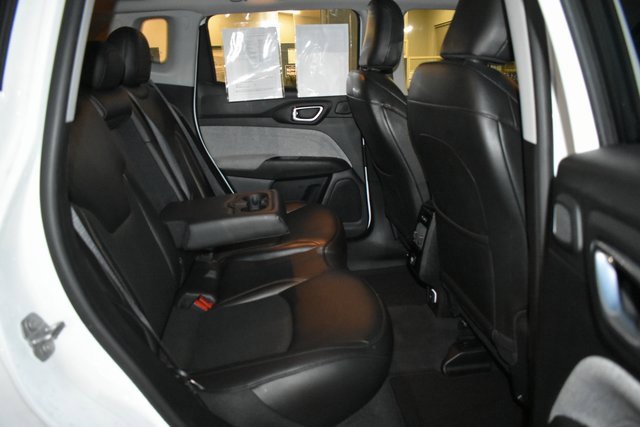 Used 2022 Jeep Compass Latitude w/ Sun and Sound Group image 41