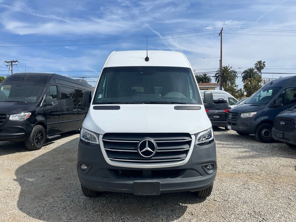 Used 2023 Mercedes-Benz Sprinter 2500 w/ Acoustic Package image 2