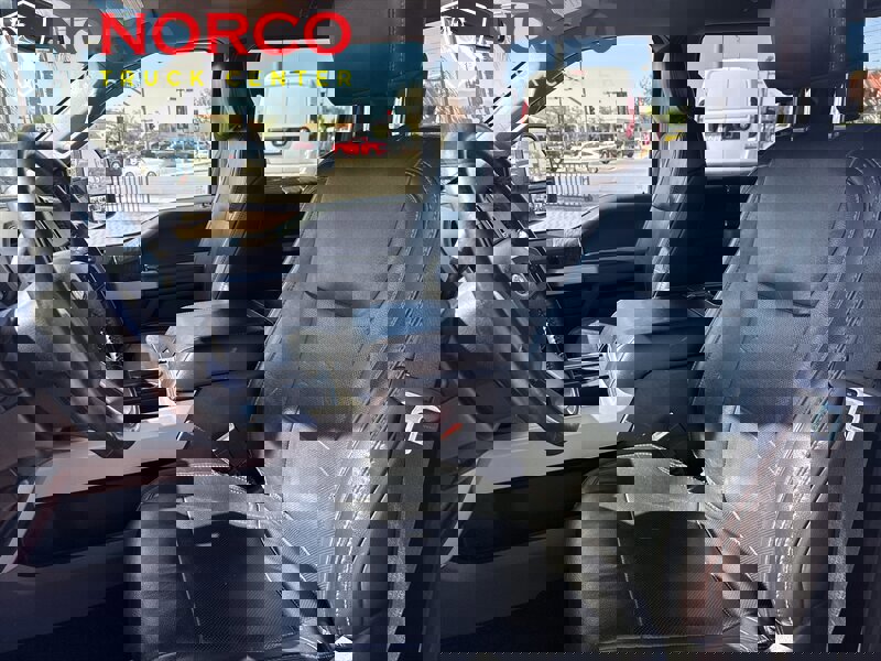 Used 2019 Ford F250 Lariat w/ Chrome Package image 18