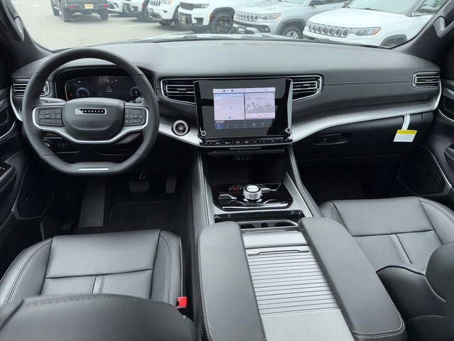 New 2025 Jeep Wagoneer 4WD w/ Premium Group I image 15