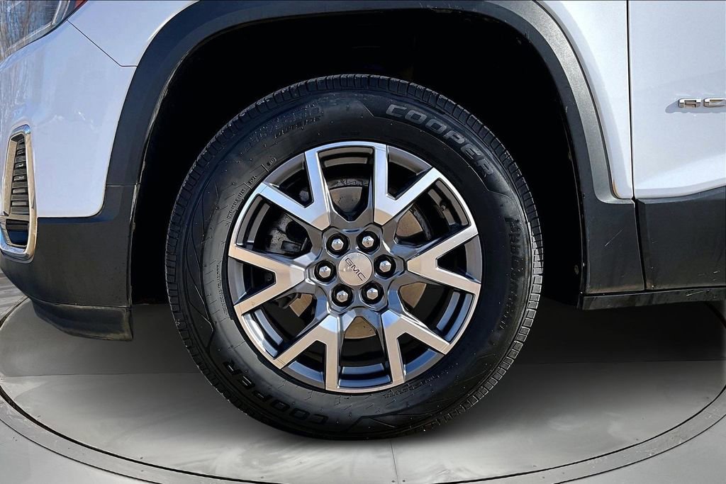 Used 2023 GMC Acadia SLT AWD/4WD image 32