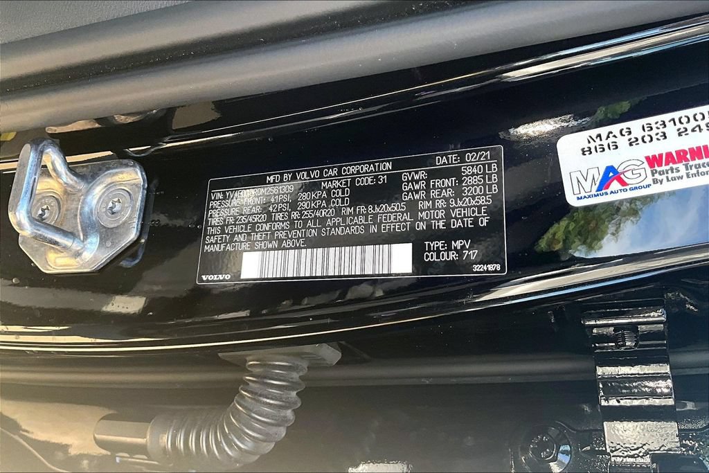 Used 2021 Volvo XC40 P8 Recharge w/ Advanced Package AWD/4WD image 34
