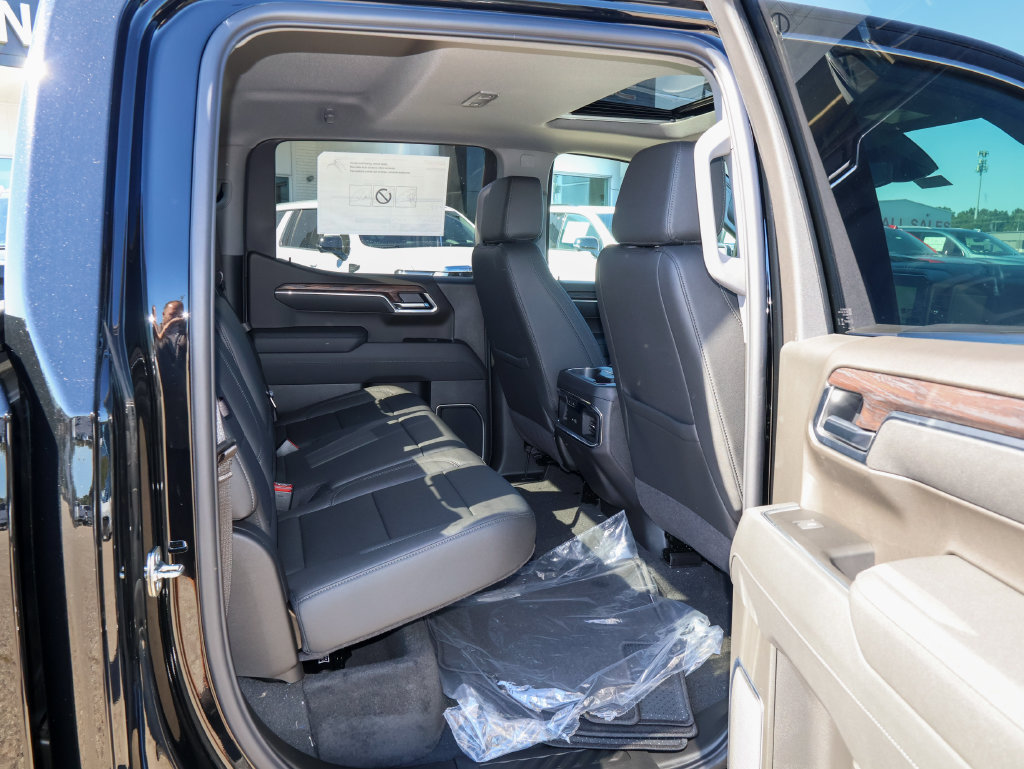 New 2026 GMC Sierra 1500 SLT w/ SLT Premium Plus Package AWD/4WD image 31