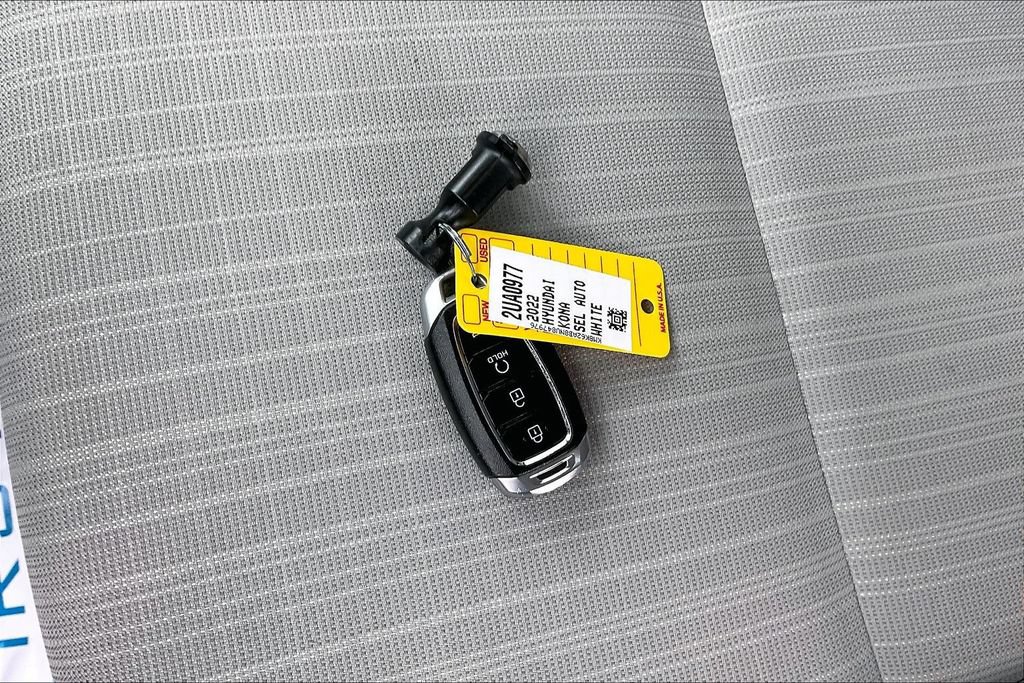 Used 2022 Hyundai Kona SEL FWD image 34