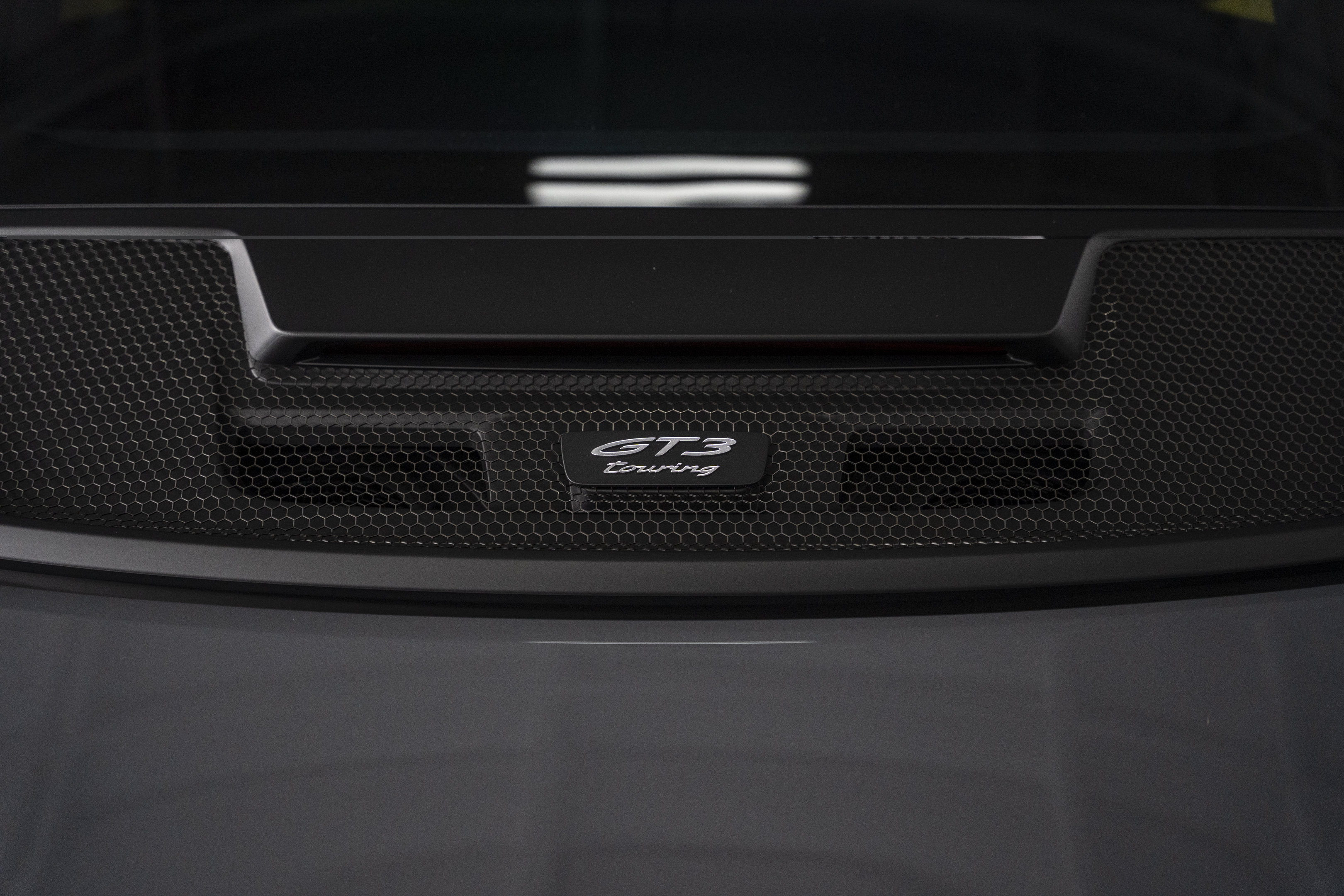 Used 2025 Porsche 911 GT3 RWD image 15