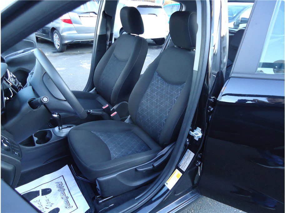 Used 2021 Chevrolet Spark LT image 11