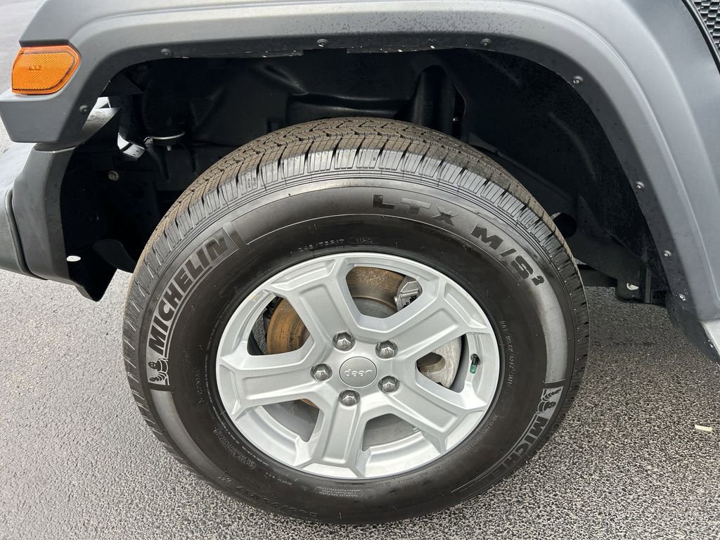 Used 2021 Jeep Wrangler Unlimited Sport image 16