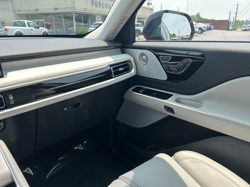 New 2025 Lincoln Aviator Reserve w/ Equipment Group 201A image 34