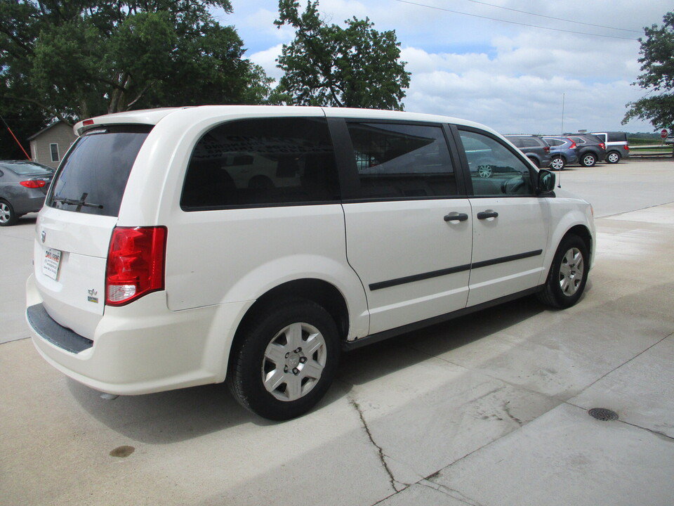 Used 2013 RAM C/V Tradesman FWD image 15
